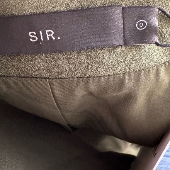 Sir The Label Gilles Vest Olive Green XS Sleeveless Blazer Top NWT Structured - Picture 16 of 16